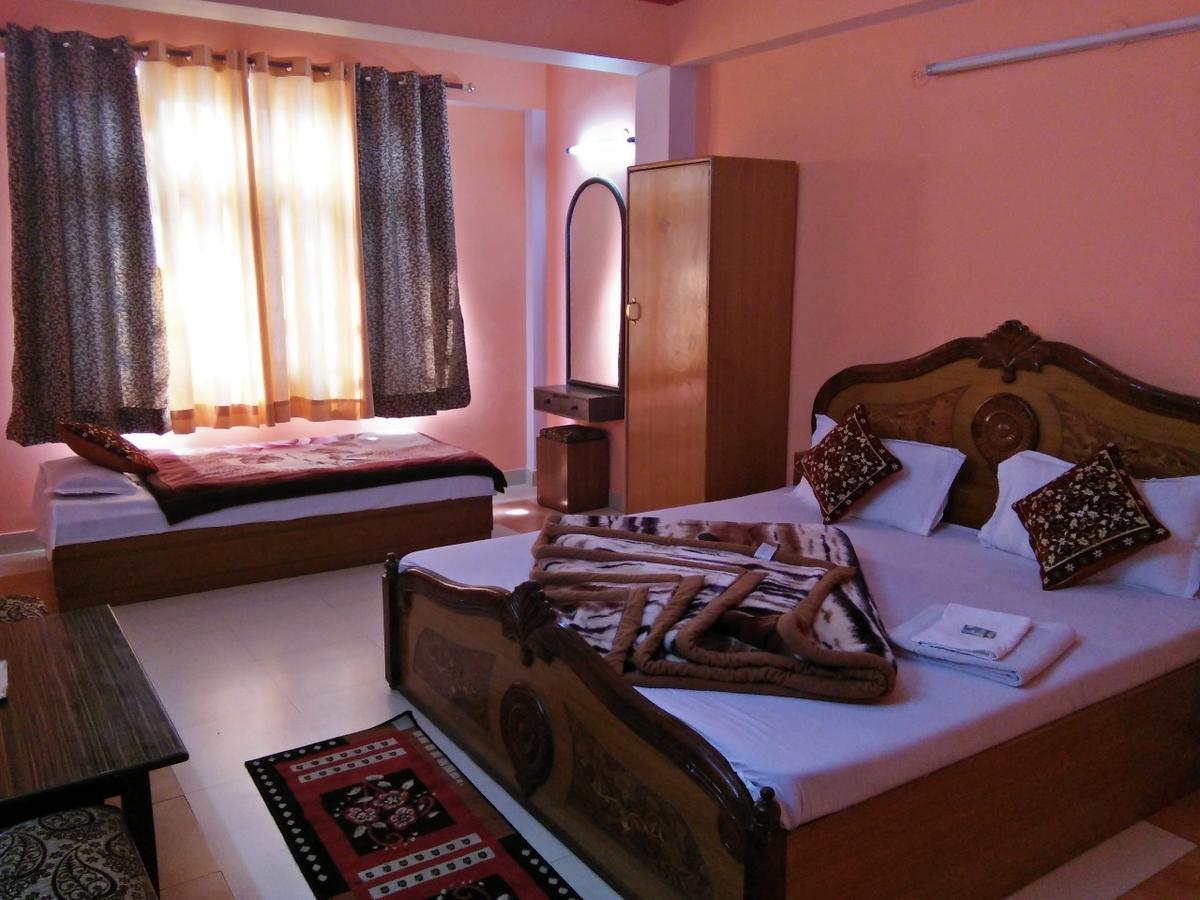 Hotel Rock Stone Mussoorie Eksteriør bilde