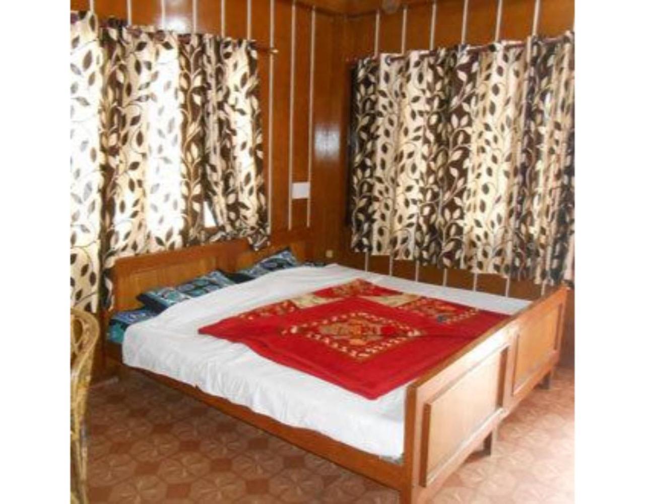 Hotel Rock Stone Mussoorie Eksteriør bilde