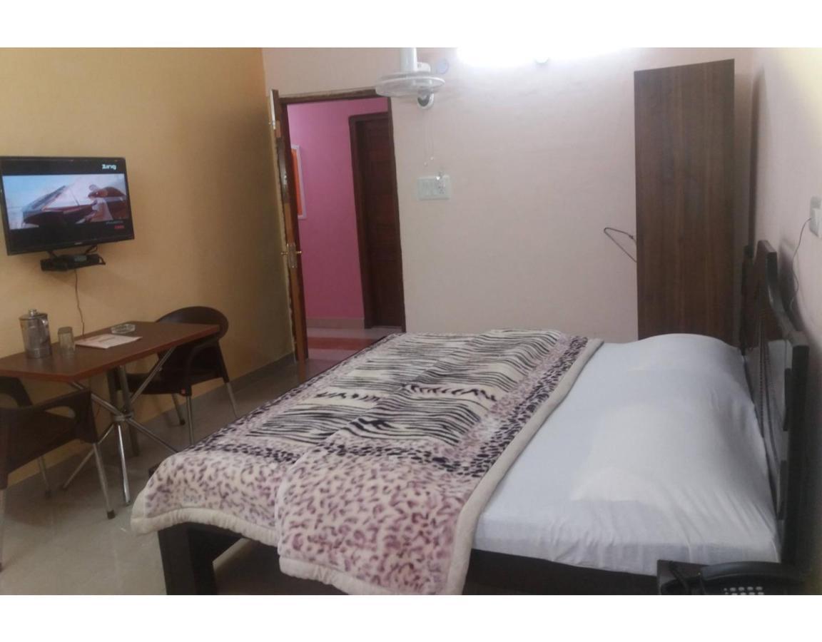Hotel Rock Stone Mussoorie Eksteriør bilde